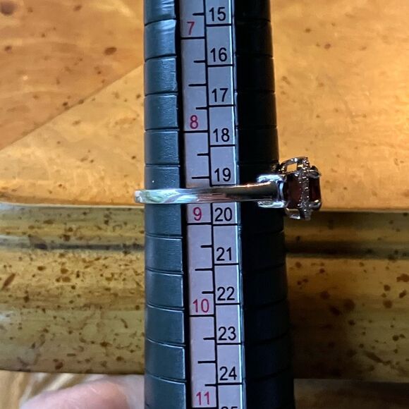 Natural Rhodolite Garnet Sterling Silver Ring Size 8.75 - Picture 8 of 9